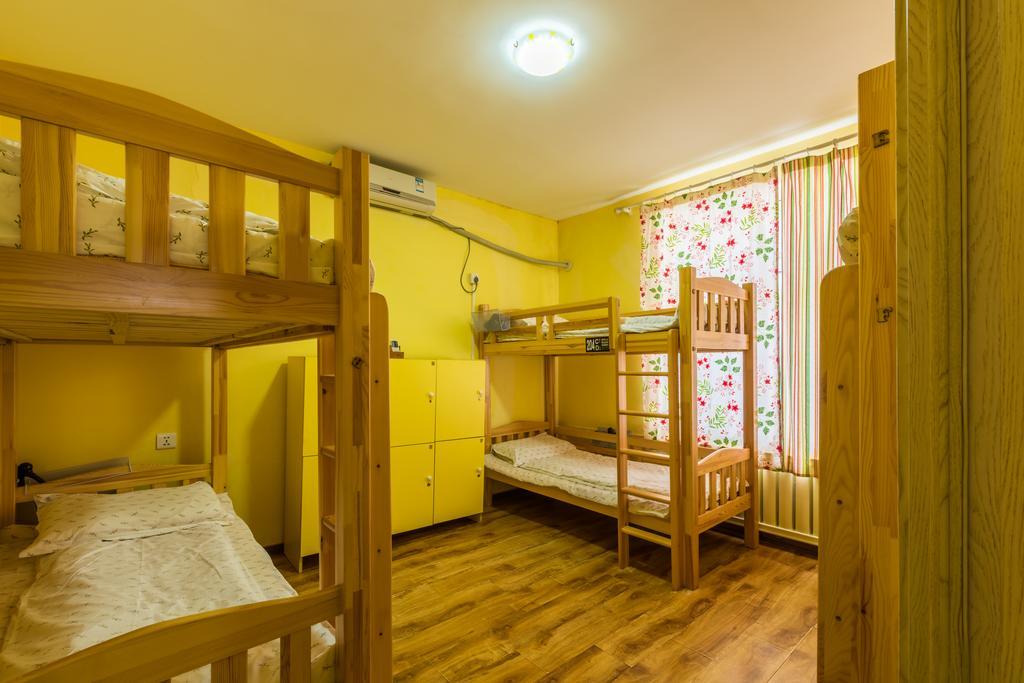 Dalian Buzz Light Year Youth Hostel Exteriér fotografie